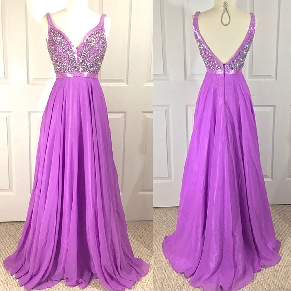 NEW Angela & Alison Exclusive Dress
